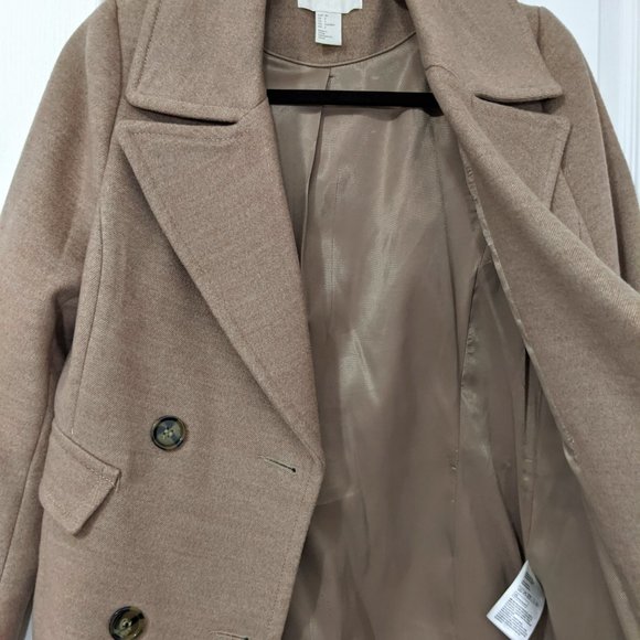 H&M Short Coat - Picture 3 of 3